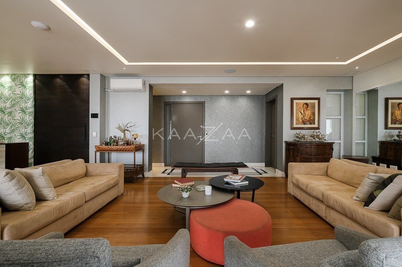 Impecável: apartamento reformado em Moema com 3 suítes. - Foto 2