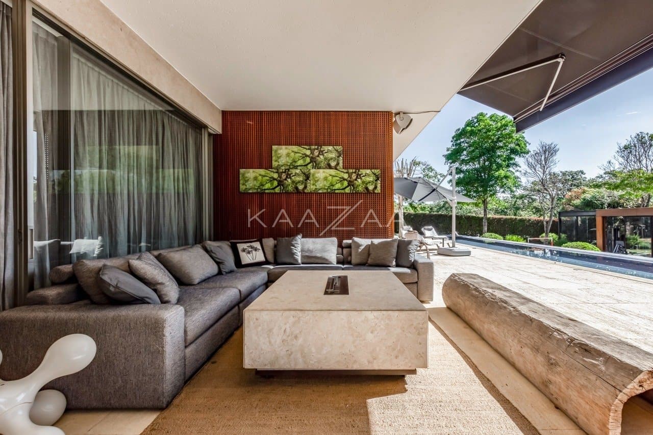 Casa térrea muito arejada, simplesmente impecável. Mobiliada com design, na Fazenda Boa Vista. - Foto 31