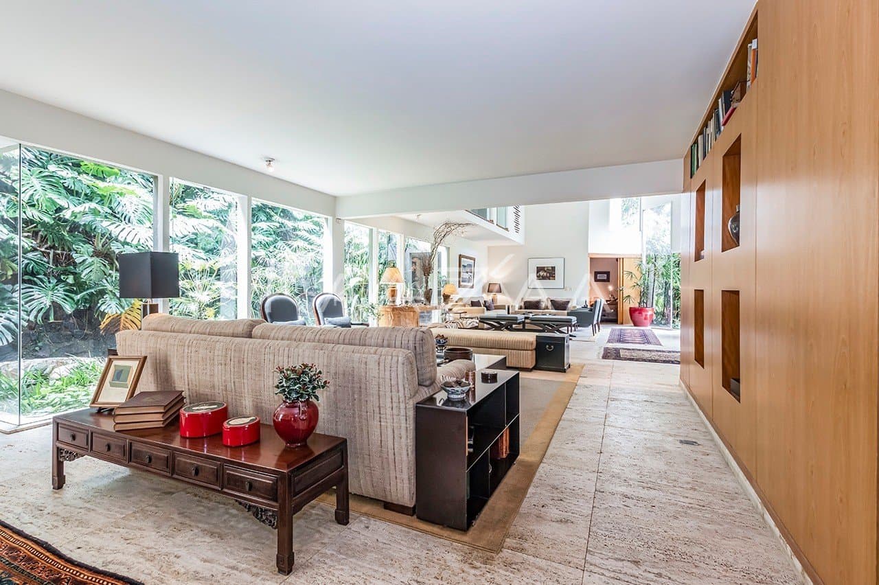 Um projeto autêntico, com espaços reformados e bem planejados. Casa triplex no Jardim Guedala. - Foto 18