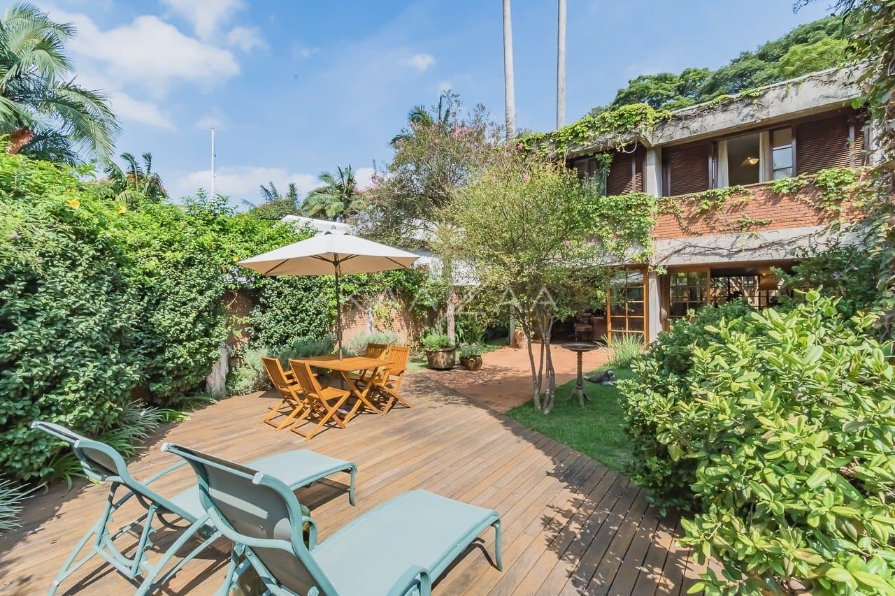Viver em tranquilidade sem sair de São Paulo. Casa com ares de campo, em Cidade Jardim. - Foto 10