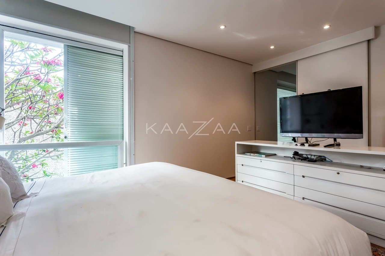 Casa super prática e bem construída. Muita luz natural e tranquilidade no Jardim Europa. - Foto 21