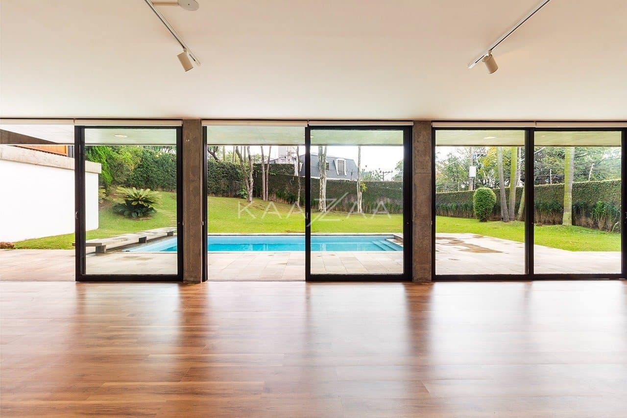 Amplitude e elegância nesta casa em Cidade Jardim. - Foto 9