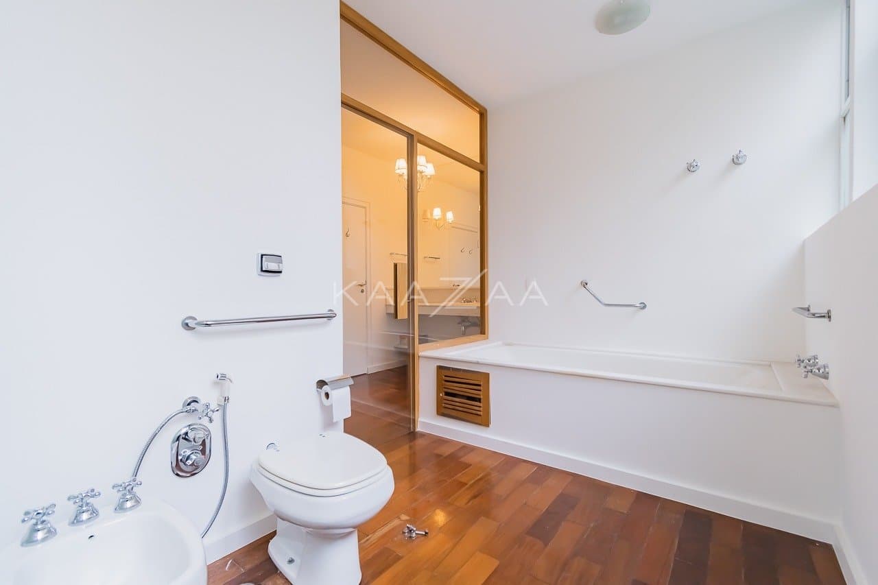 Em uma localização incrível no Jardins, venha viver neste apartamento em prédio icônico. - Foto 40