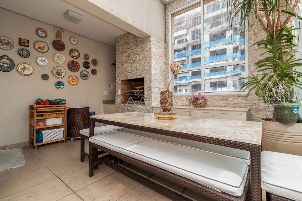 Rodeado de elegância, este apartamento em Moema tem localização cobiçada ao lado do Parque Ibirapuera. - Foto 8