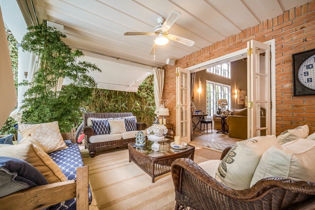 Clima campestre, rústico e elegante: casa irresistível no bairro Cidade Jardim. - Foto 9