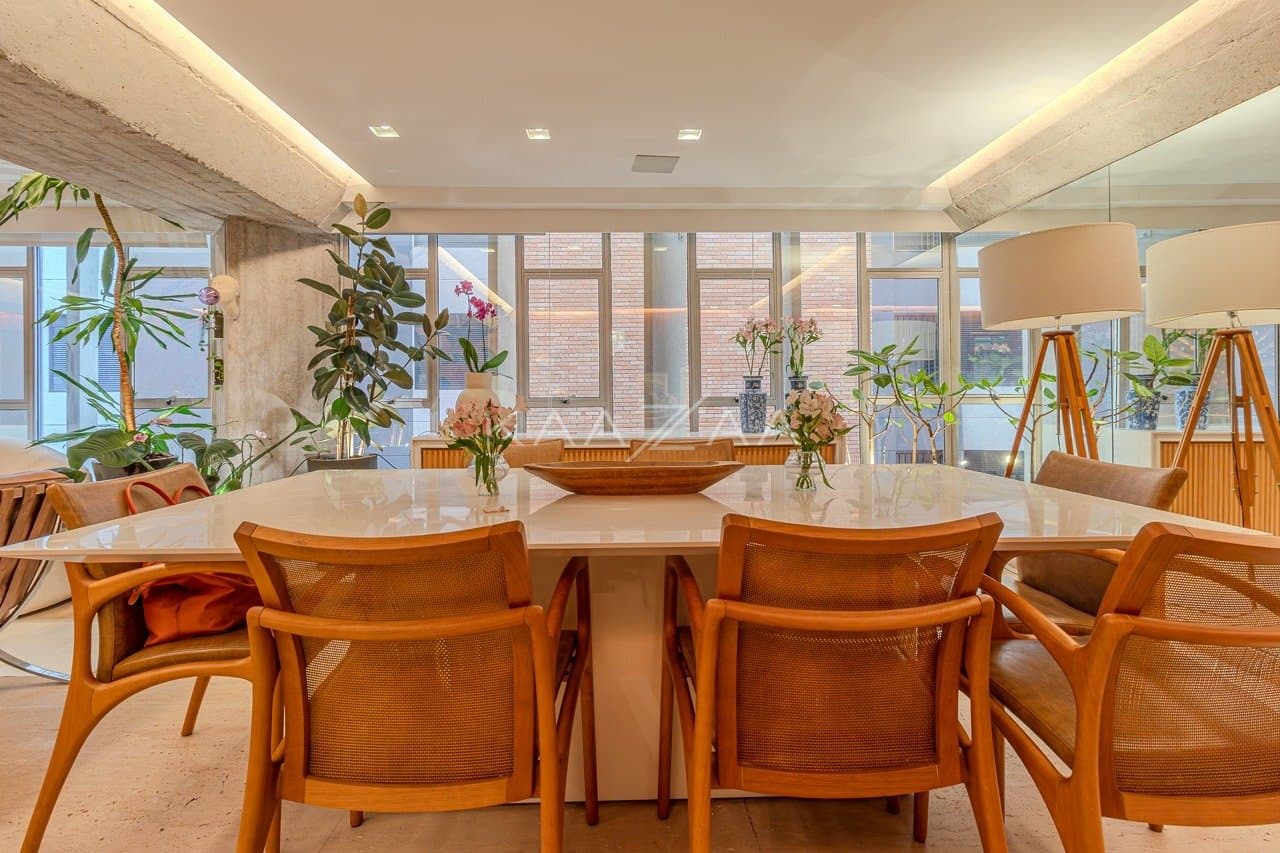 Um projeto impecável com 300m² de bom gosto e muito espaço. Apartamento em Moema. - Foto 17
