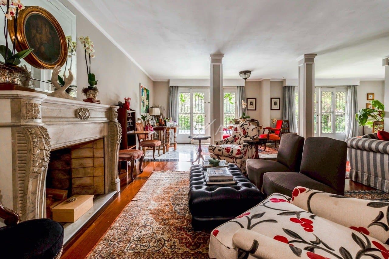 Casa clássica em Cidade Jardim - Foto 1