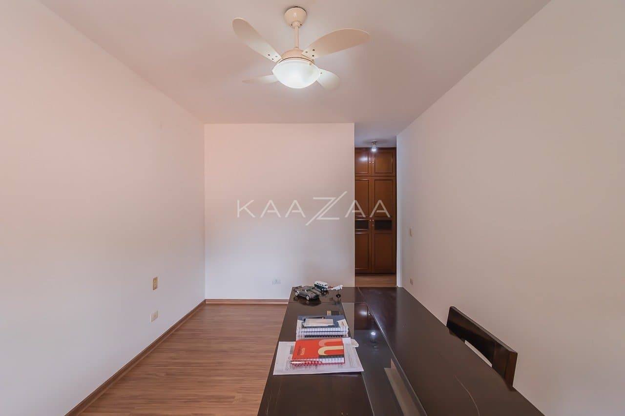 Casa com clima sossegado e muitos espaços para aproveitar, em Alto de Pinheiros. - Foto 47