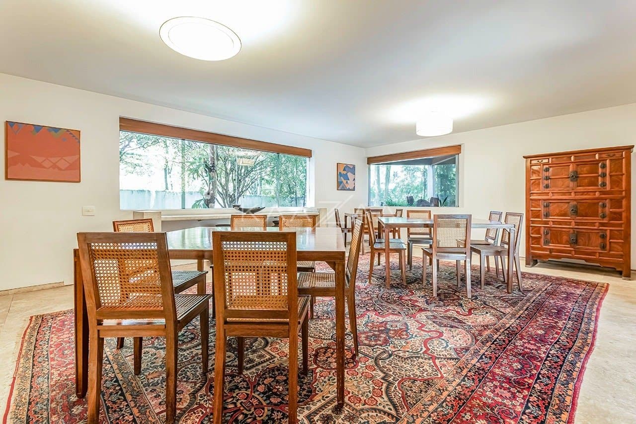 Com ares de casa de campo, uma residência espetacular no Jardim América. - Foto 27