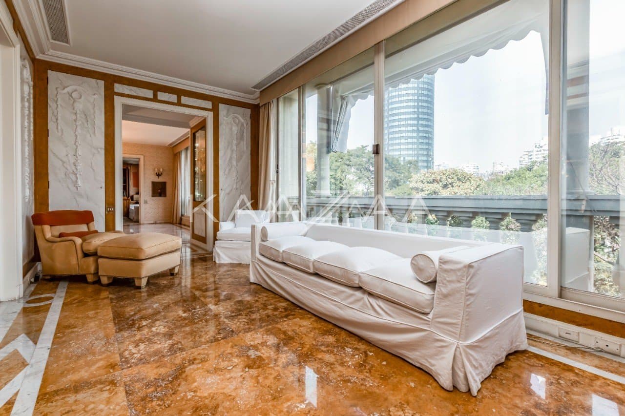 Apartamento com vista estonteante, rodeado de árvores. Lindenberg em uma das regiões mais nobres de SP, no Jardim Europa. - Foto 8