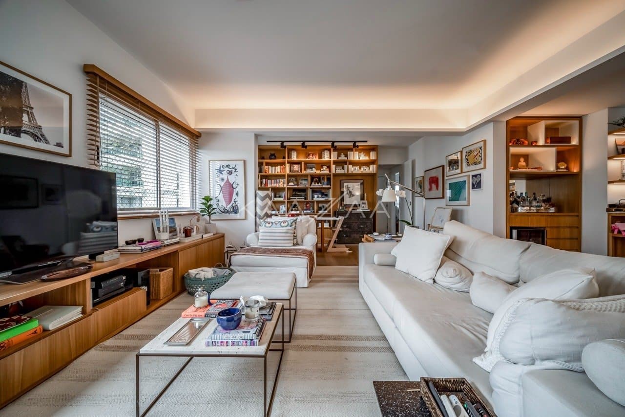 No Itaim Bibi, um apartamento lindíssimo com reforma de Marina Linhares e vista para o Parque do Povo - Foto 2