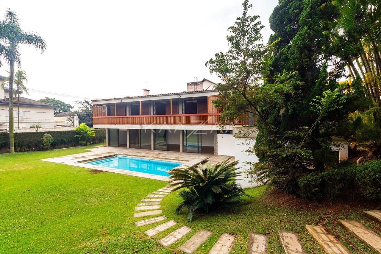 Amplitude e elegância nesta casa em Cidade Jardim. - Foto 6