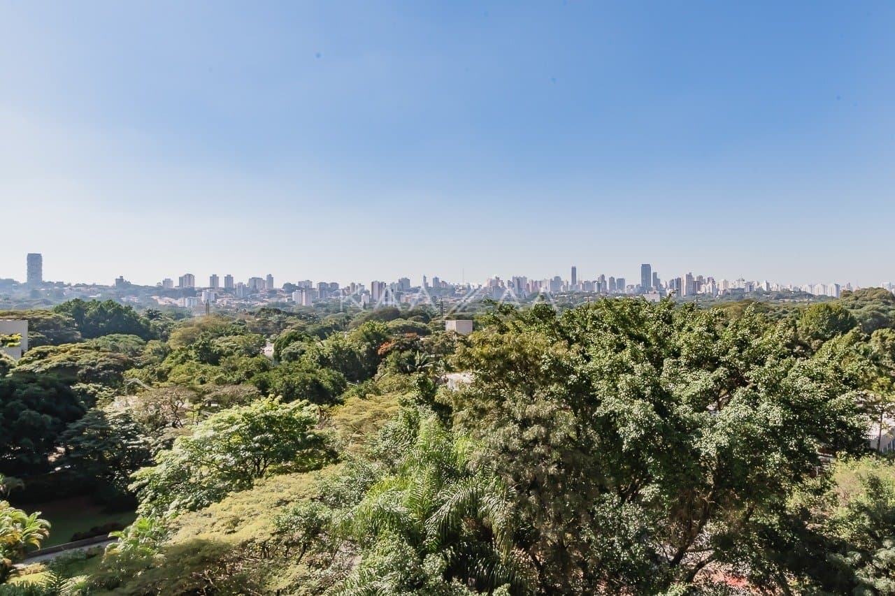 Apartamento com infinitas possibilidades e ótima localização em Alto de Pinheiros. - Foto 32