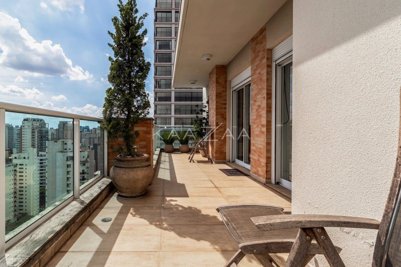 Rodeado de elegância, este apartamento em Moema tem localização cobiçada ao lado do Parque Ibirapuera. - Foto 38