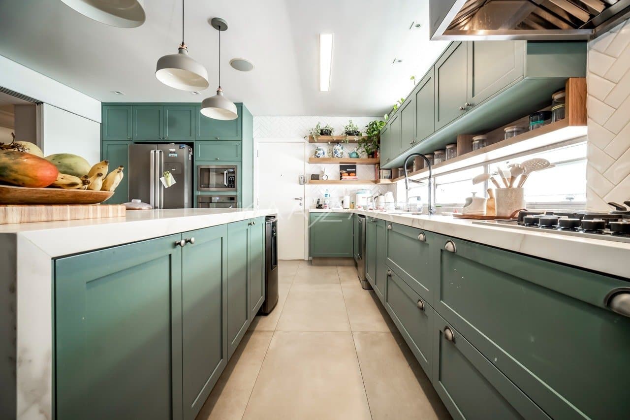 Um apartamento belíssimo no Itaim Bibi: reformado, com excelente infra-estrutura e acabamentos. - Foto 15