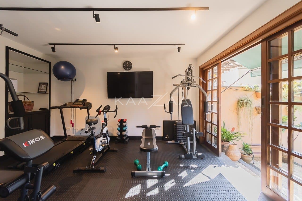 Viver em harmonia: casa com natureza e conforto no Jardim Guedala. - Foto 54