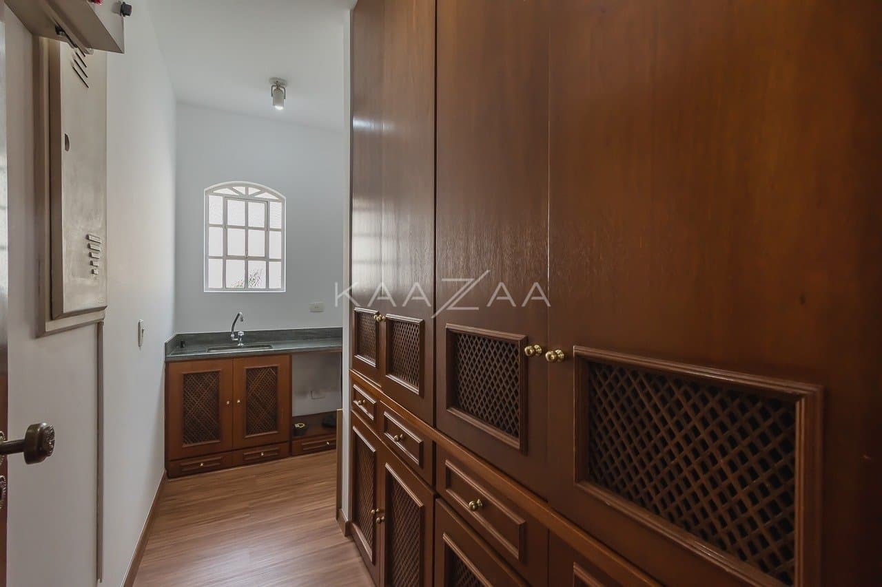 Casa com clima sossegado e muitos espaços para aproveitar, em Alto de Pinheiros. - Foto 52