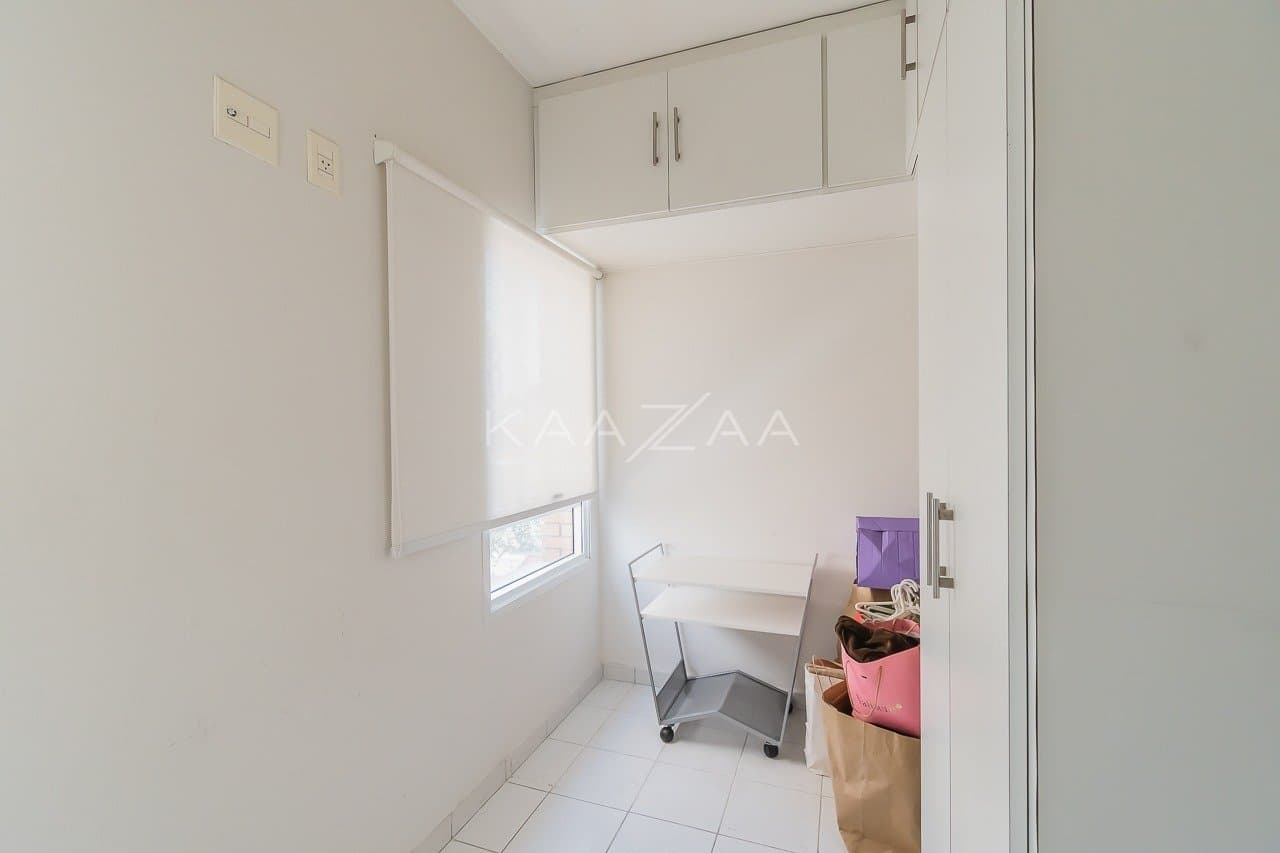 Harmonia clássica e moderna neste apartamento em Moema. - Foto 28