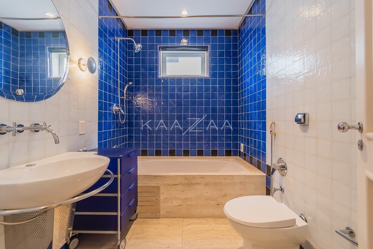 Espaços super amplos, muitos verdes e uma vista divina. Casa no estilo europeu, na Cidade Jardim. - Foto 47