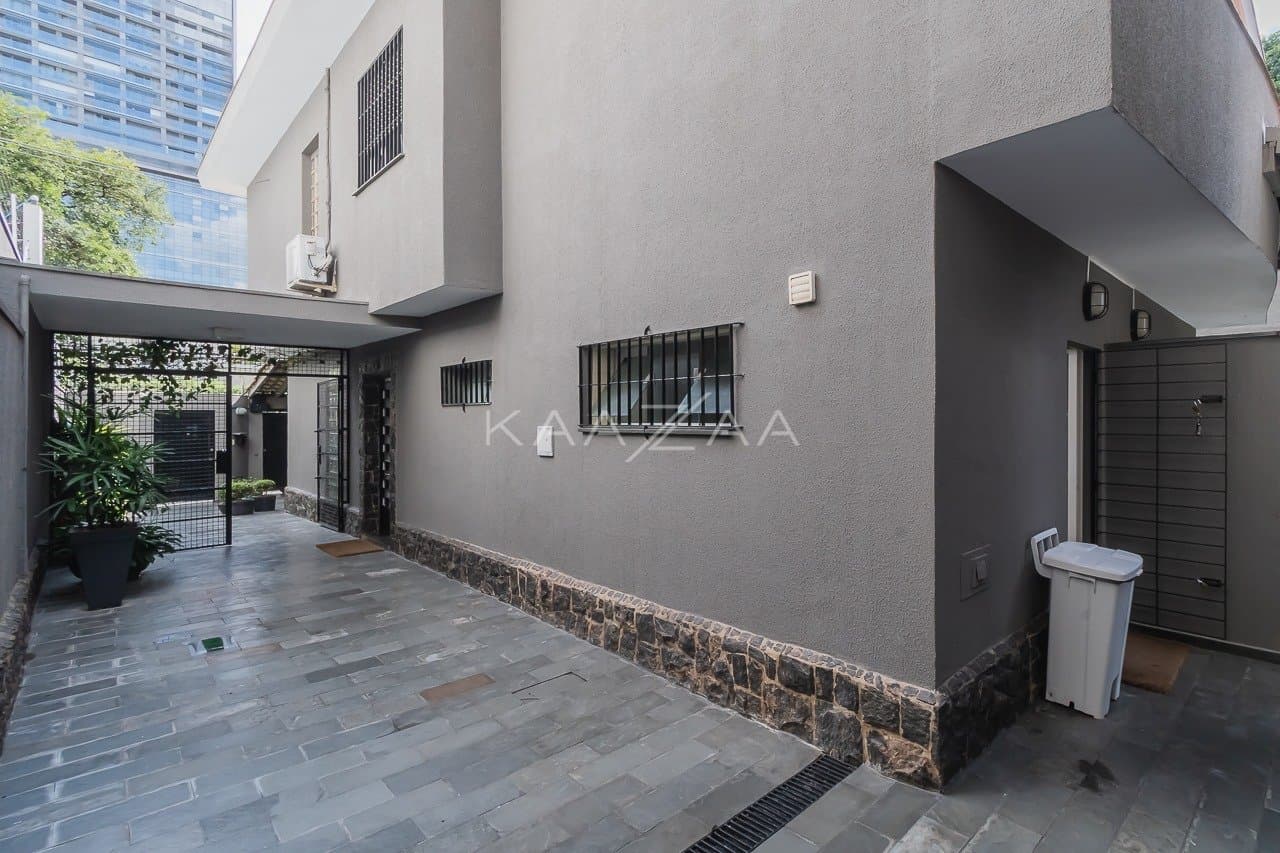 Casa com amplitude e liberdade, para reforma no Jardim Paulistano. - Foto 12