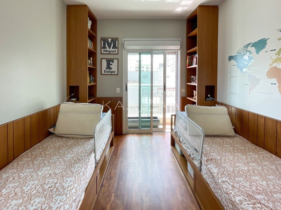 Muito charme e acabamentos impecáveis, neste apartamento em prédio neoclássico no Jardim Paulista. - Foto 21