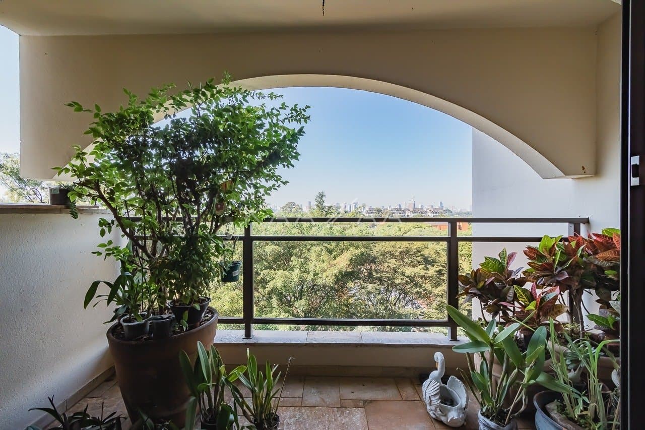 Apartamento com infinitas possibilidades e ótima localização em Alto de Pinheiros. - Foto 6