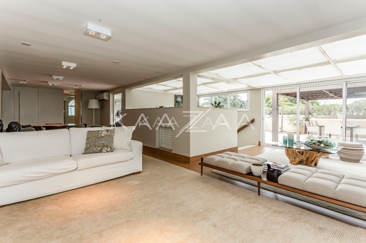 Arquitetura clássica, acabamentos modernos, lazer e descanso. Casa em frente ao Ibirapuera, no Jardim Luzitânia. - Foto 36