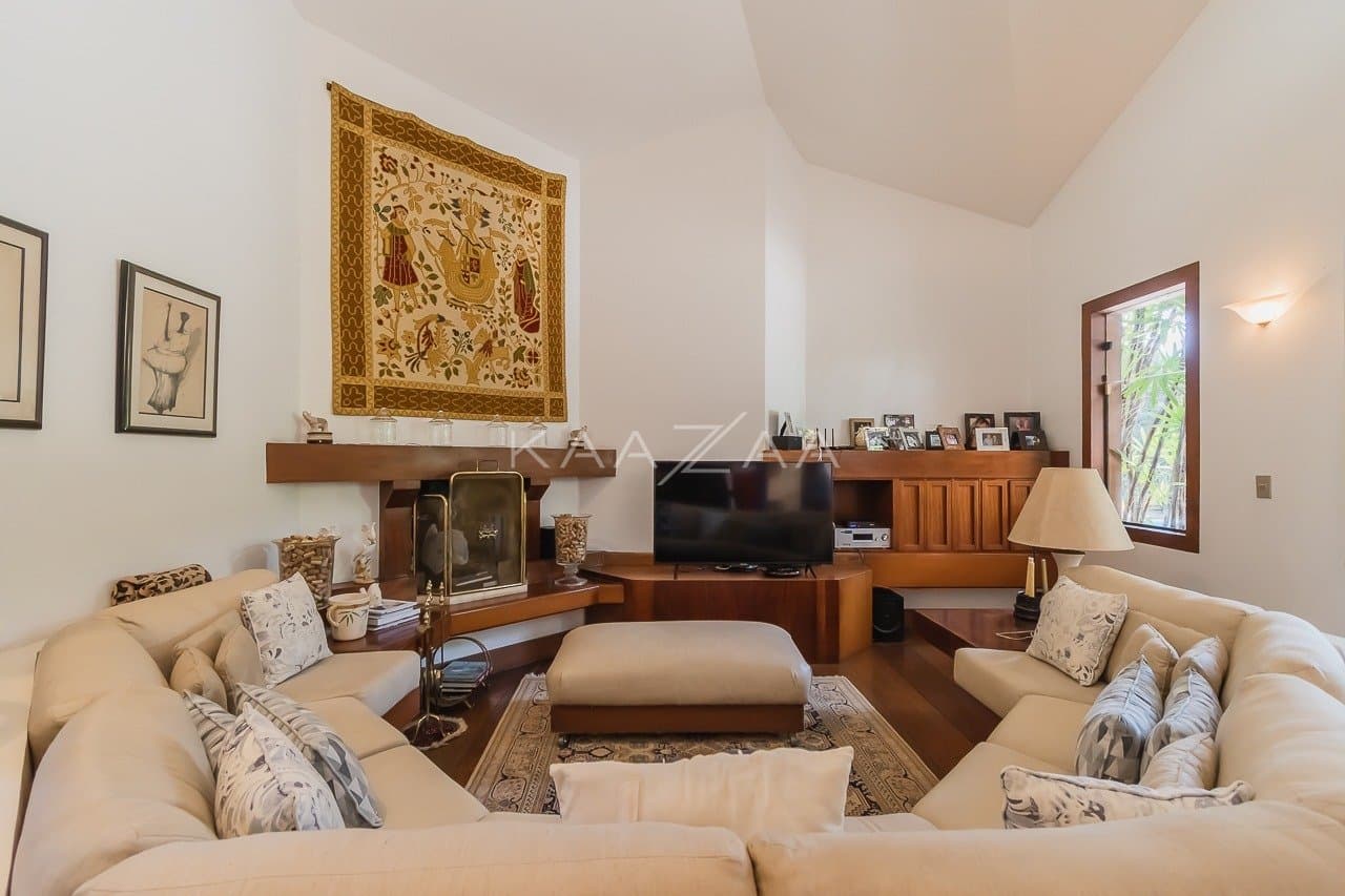 Casa com ares frescos, paisagismo e muita tranquilidade. Uma planta inigualável, no Jardim Guedala. - Foto 30