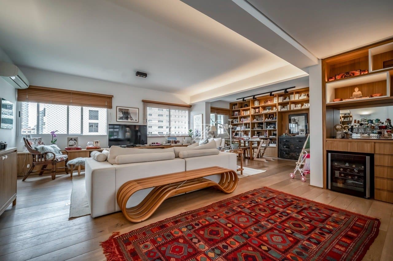 No Itaim Bibi, um apartamento lindíssimo com reforma de Marina Linhares e vista para o Parque do Povo - Foto 3