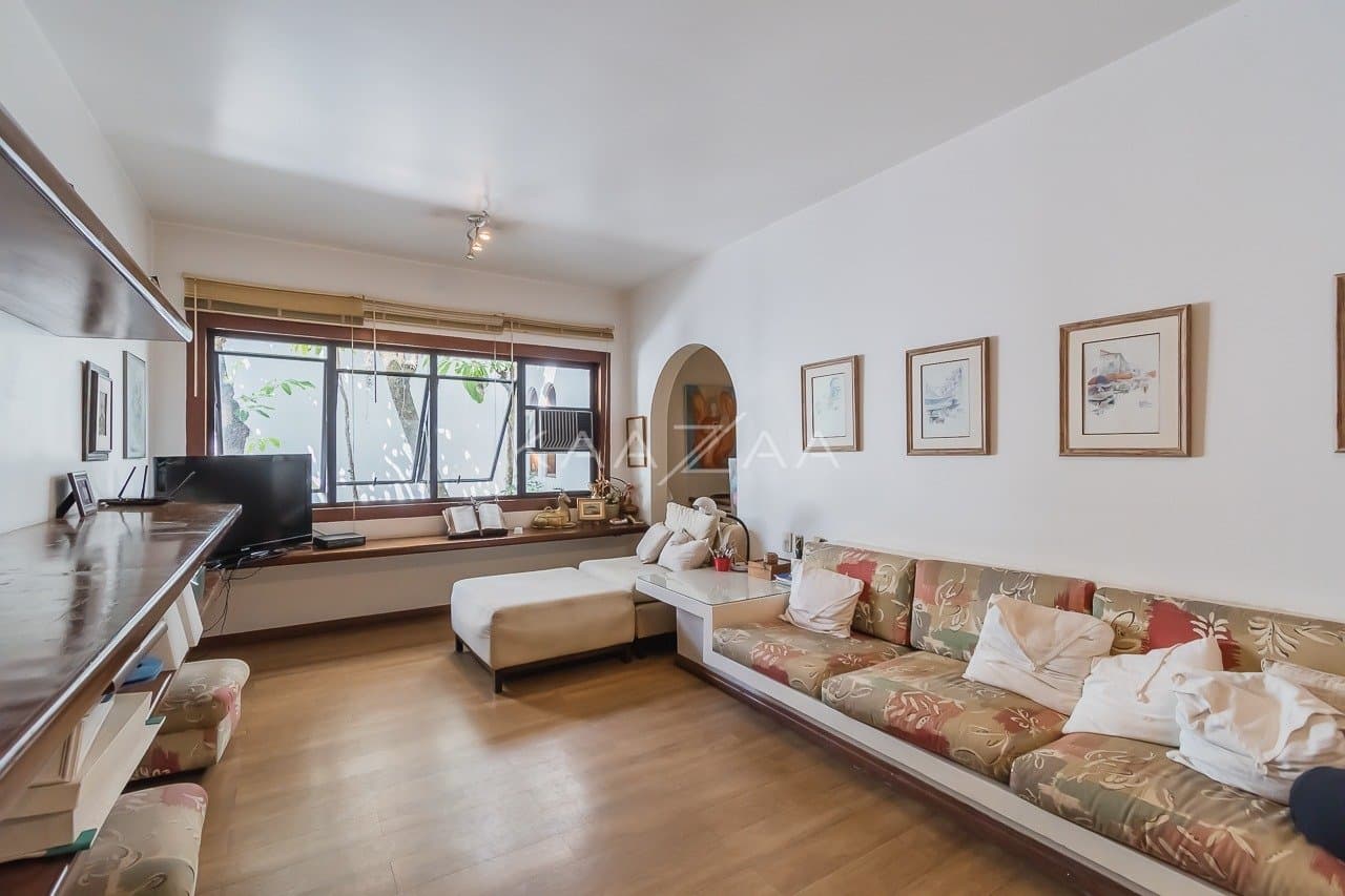 Casa com ares frescos, paisagismo e muita tranquilidade. Uma planta inigualável, no Jardim Guedala. - Foto 40