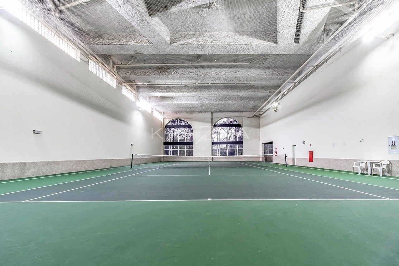 Ambientes suntuosos, planta ampla e vista panorâmica. Apartamento neoclássico no Jardim Guedala. - Foto 49
