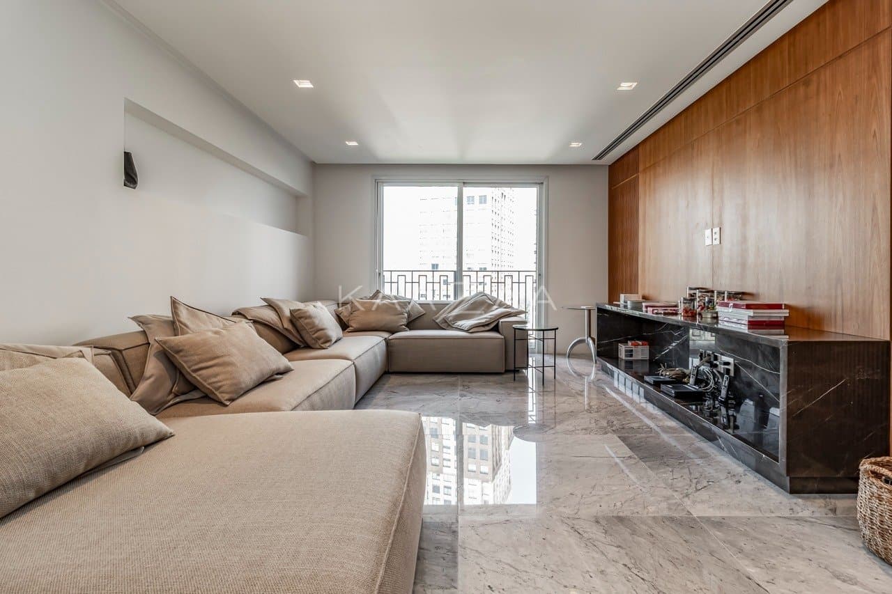 Equilíbrio entre arquitetura e design são o charme deste apartamento em Cidade Jardim. - Foto 2