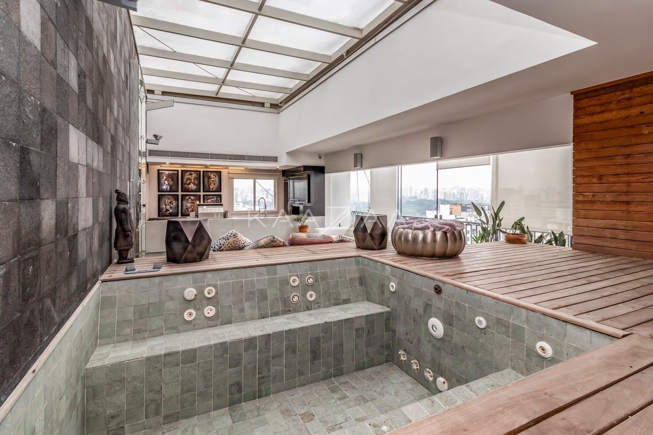Cobertura Triplex com 4 suítes e lazer no prédio. Em localização cobiçada, na Vila Nova Conceição. - Foto 19