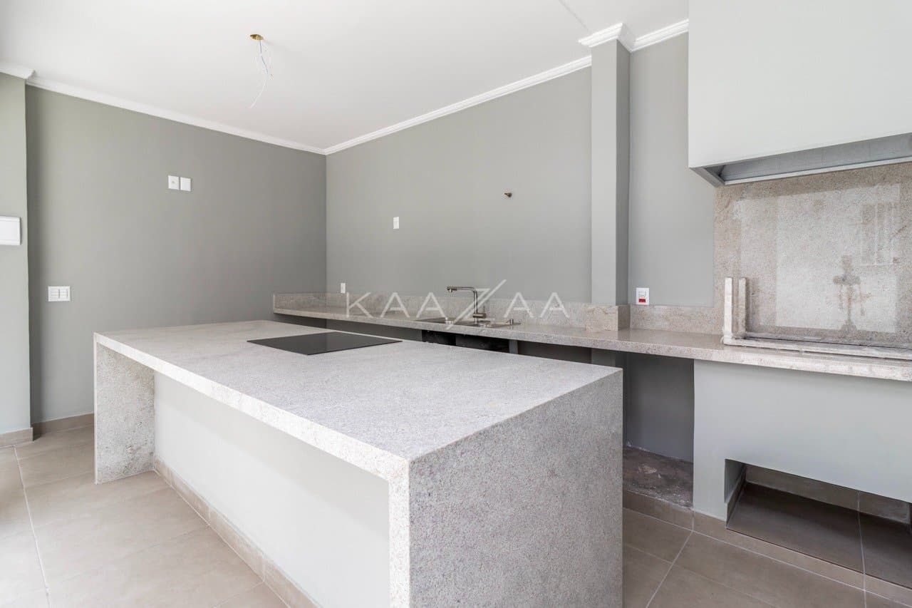 Casa confortável com terraço, em rua tranquila no Jardim Paulista. - Foto 13