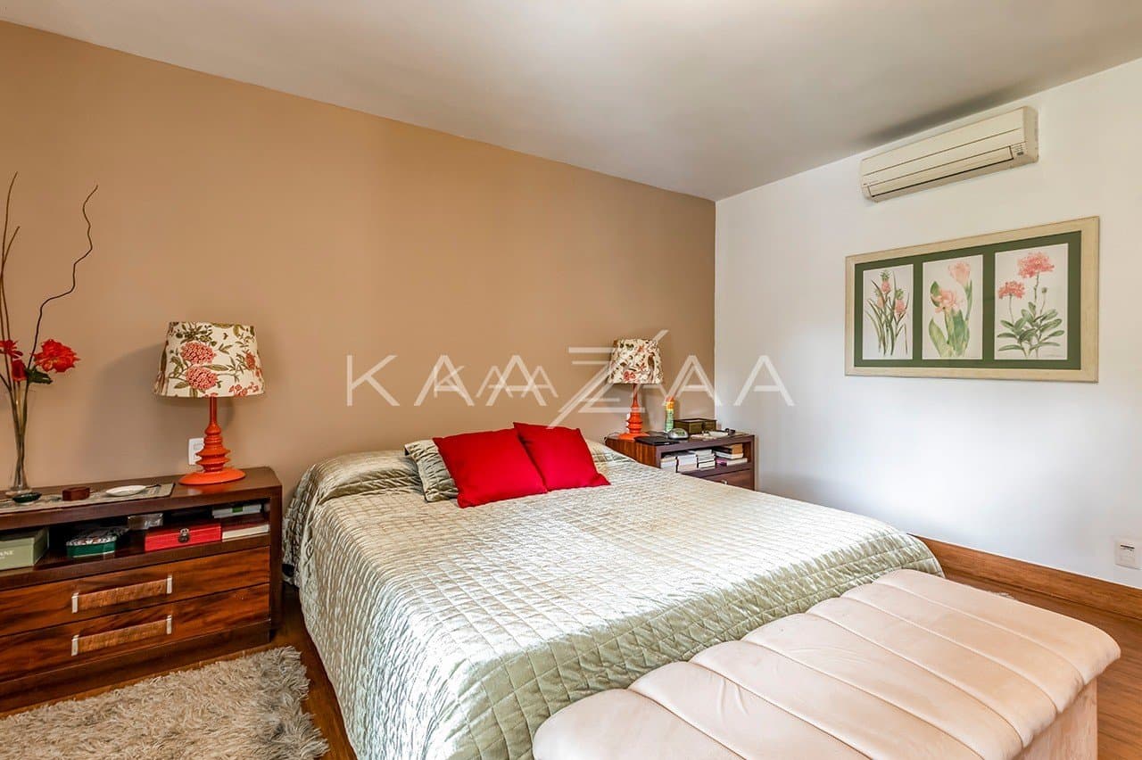 Aquele pé-direito que impressiona qualquer um. Casa em condomínio fechado na Cidade Jardim. - Foto 21