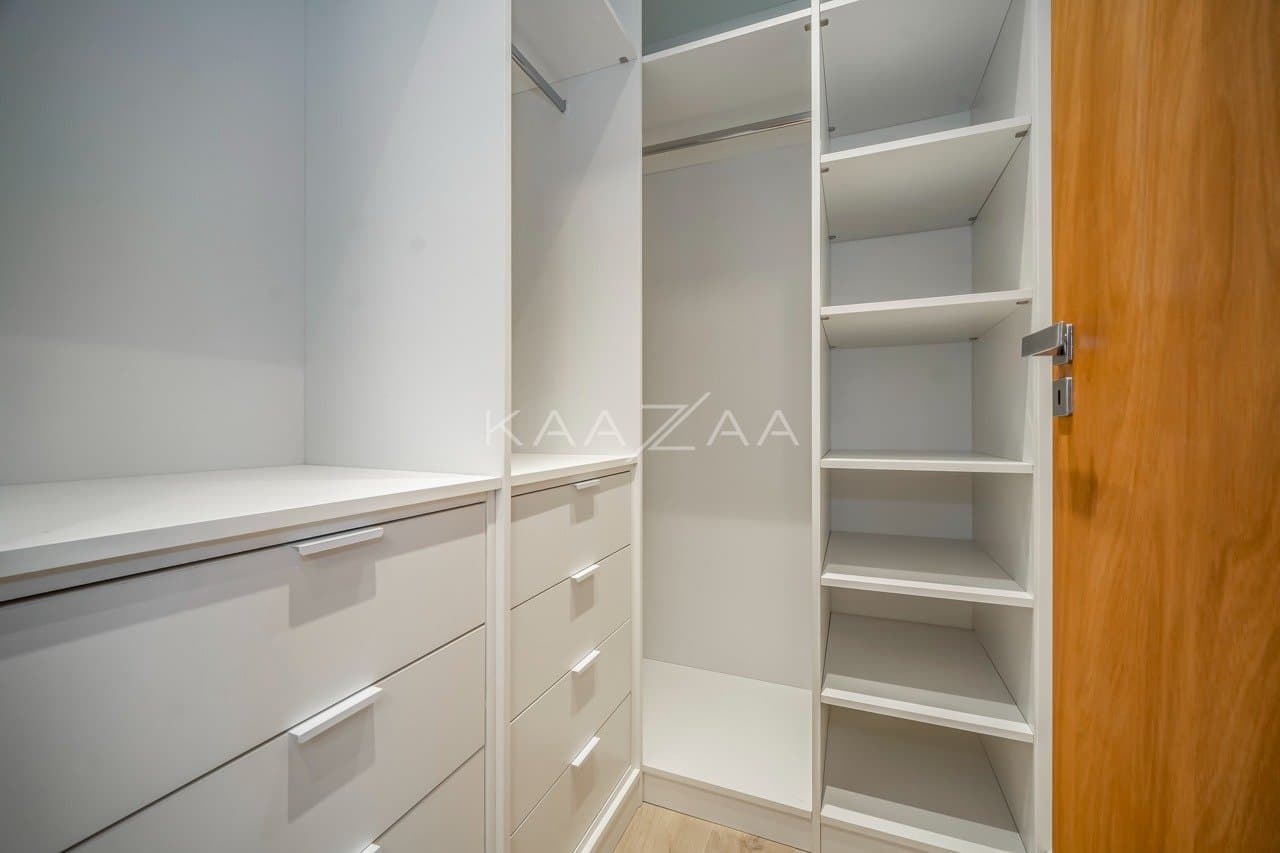 Venha conhecer essa casa e transforme-a no seu refúgio de tranquilidade no Jardim Guedala. - Foto 56