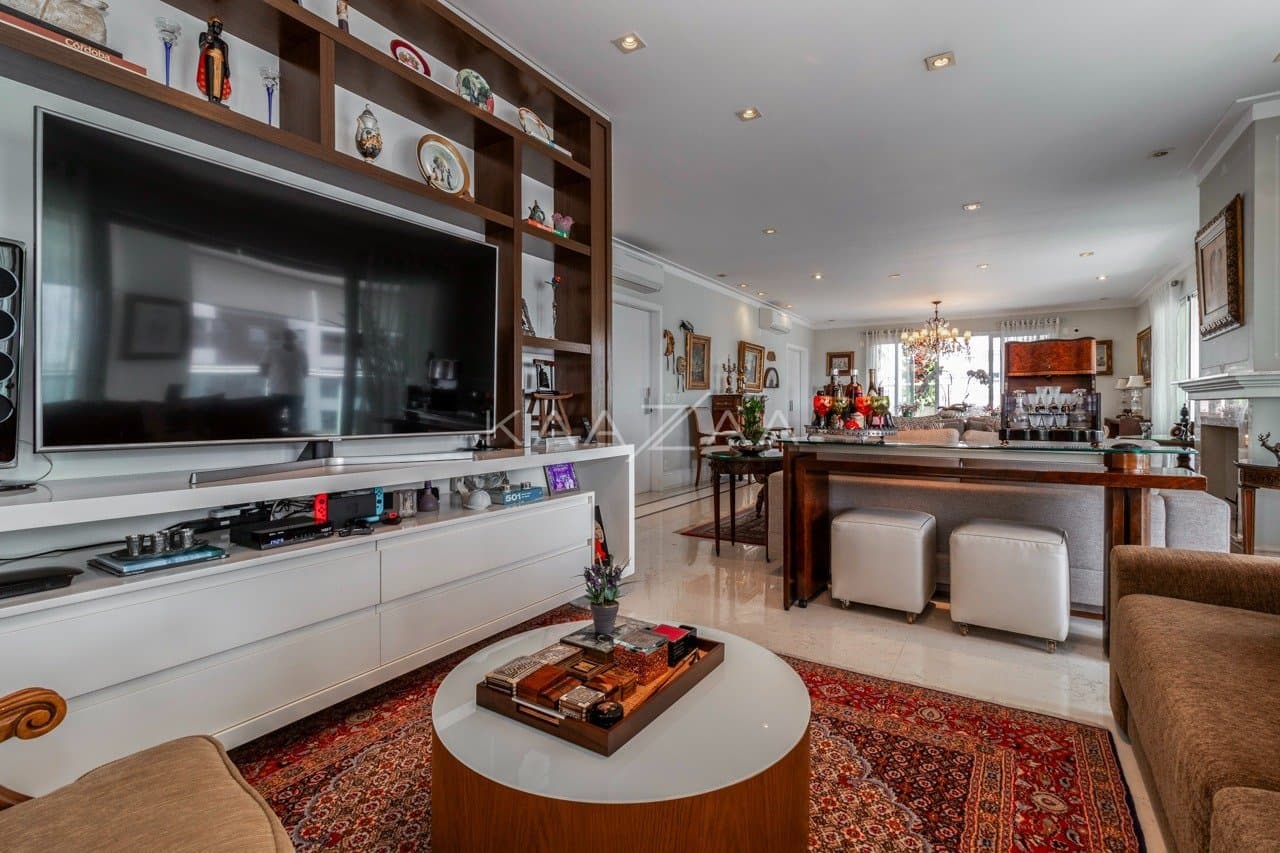 Rodeado de elegância, este apartamento em Moema tem localização cobiçada ao lado do Parque Ibirapuera. - Foto 19