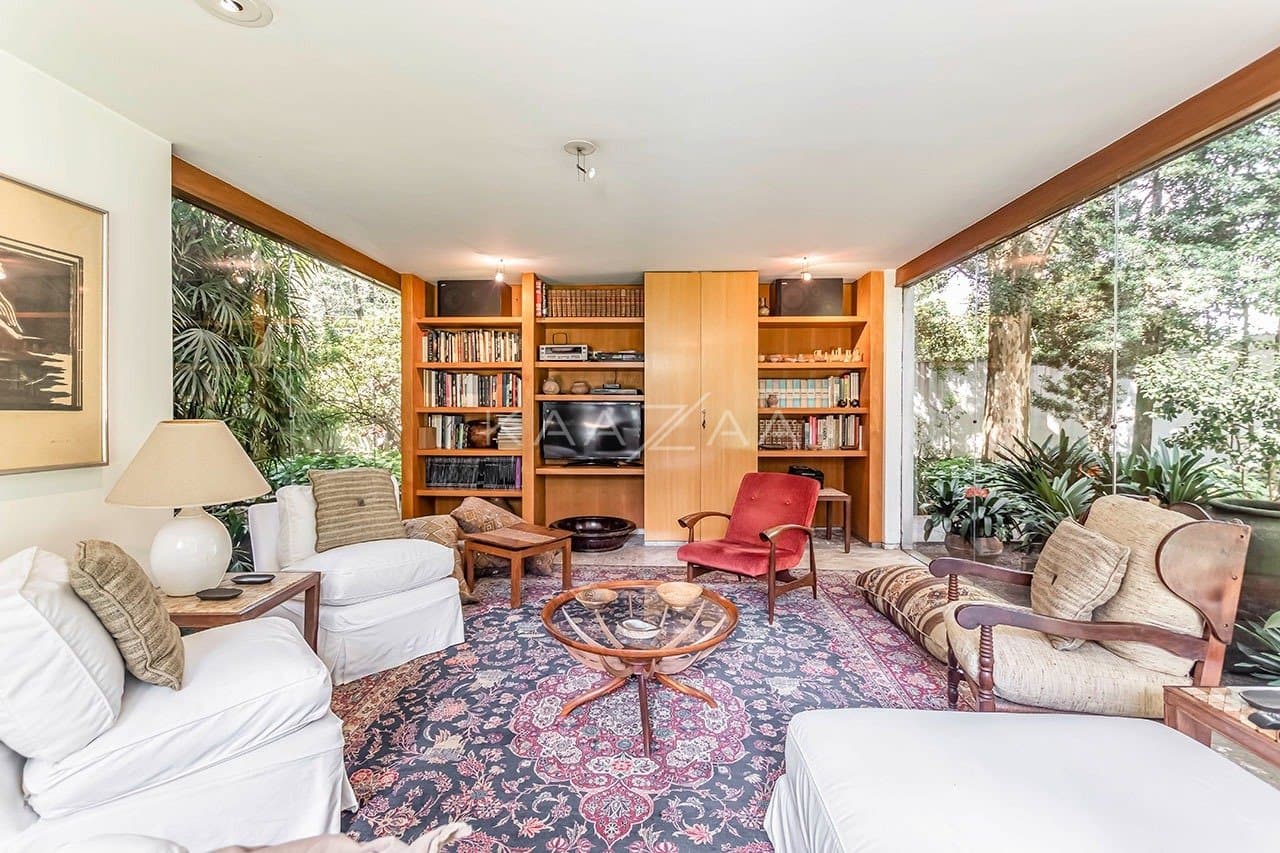 Com ares de casa de campo, uma residência espetacular no Jardim América. - Foto 19
