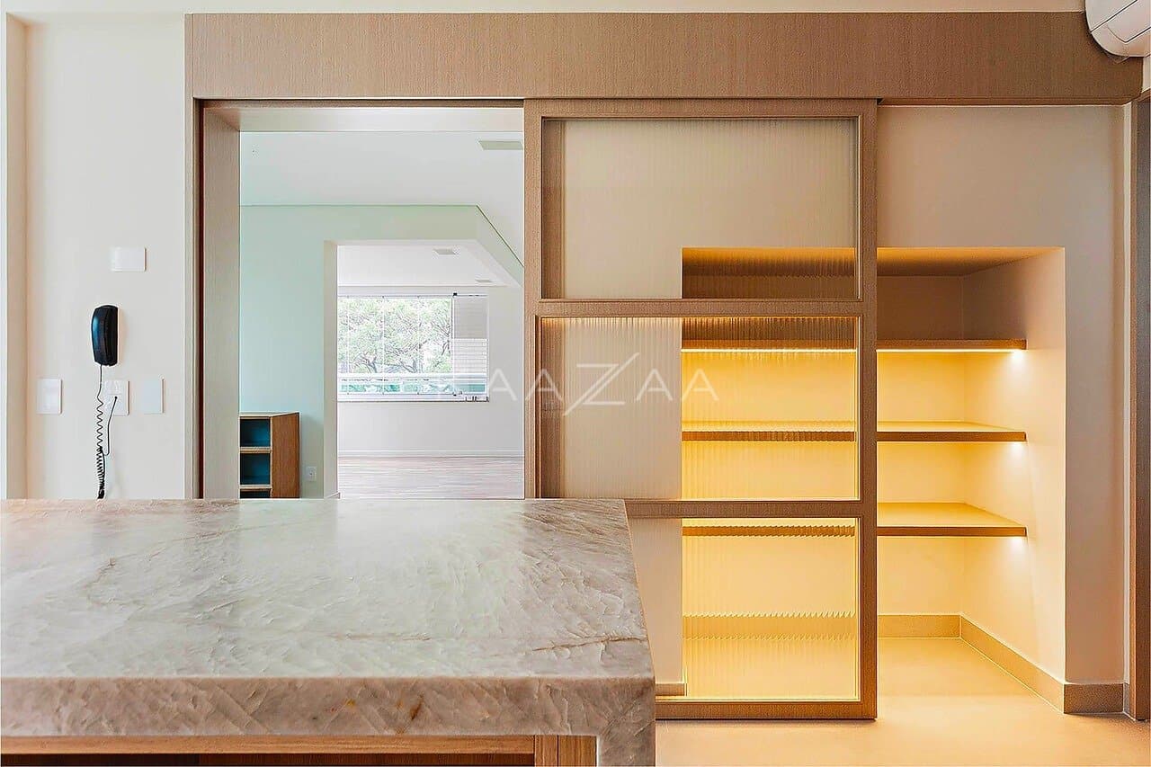 Cores suaves e muita elegância neste Apartamento Duplex no Itaim Bibi. - Foto 11