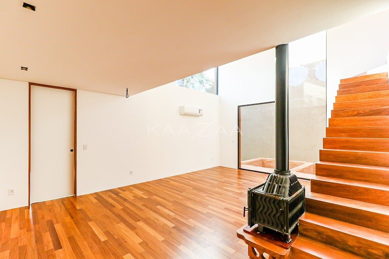 Design único e espaços cheios de personalidade nesta casa autoral no Jardim Paulista. - Foto 47