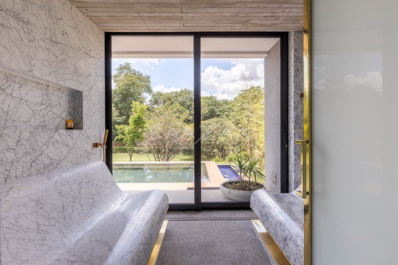 Projeto moderno, arrojado e com muita qualidade nos materiais. Casa na Quinta da Baroneza. - Foto 47