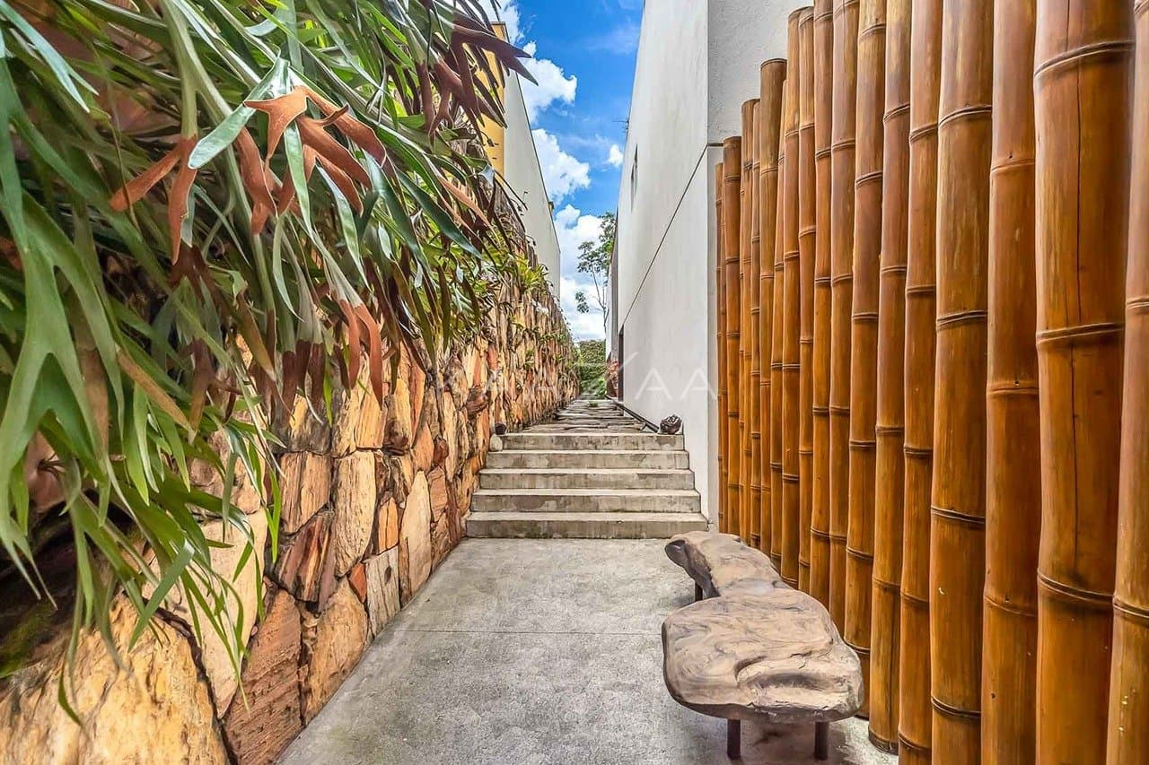 Casa apaixonante, que aproveita materiais naturais em seu projeto de ponta no Jardim Paulistano. - Foto 8
