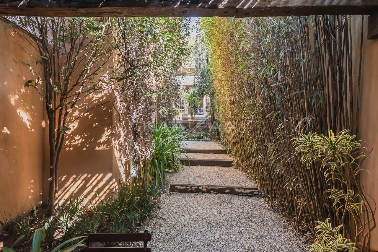 Viver em harmonia: casa com natureza e conforto no Jardim Guedala. - Foto 18