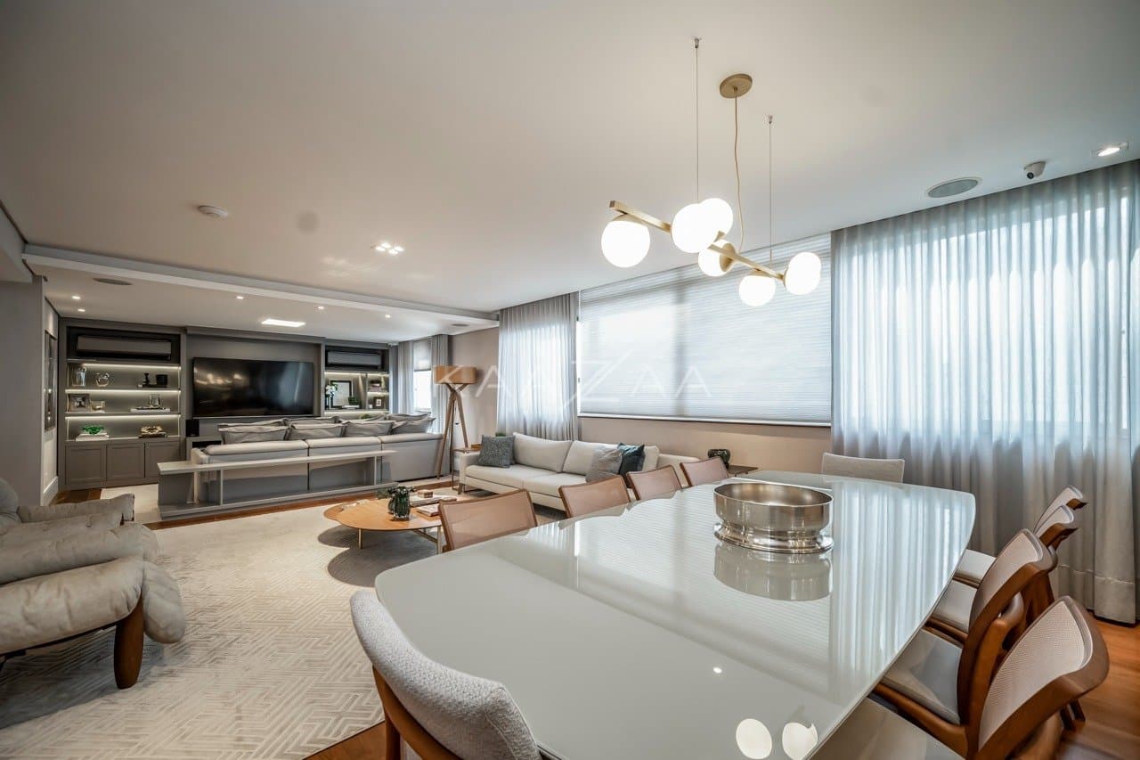 Um apartamento belíssimo no Itaim Bibi: reformado, com excelente infra-estrutura e acabamentos. - Foto 9