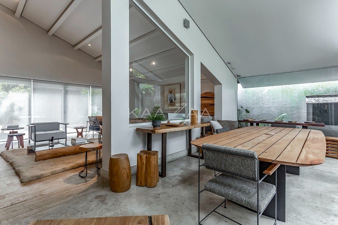 Casa com bela arquitetura e clima escandinavo. Rodeada de vidro e amplitude, na Cidade Jardim. - Foto 9