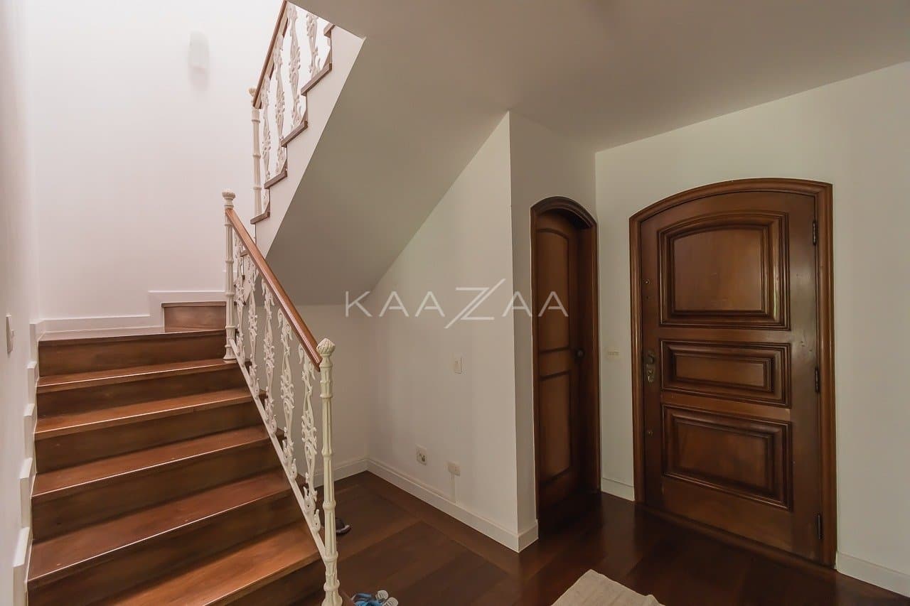 Casa com clima sossegado e muitos espaços para aproveitar, em Alto de Pinheiros. - Foto 7