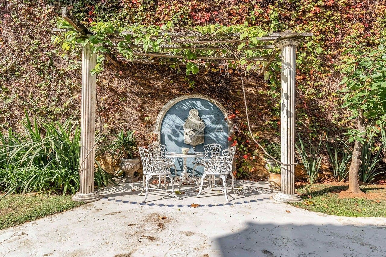Deliciosa casa clássica, iluminada e ampla, no sossego da Cidade Jardim. - Foto 9