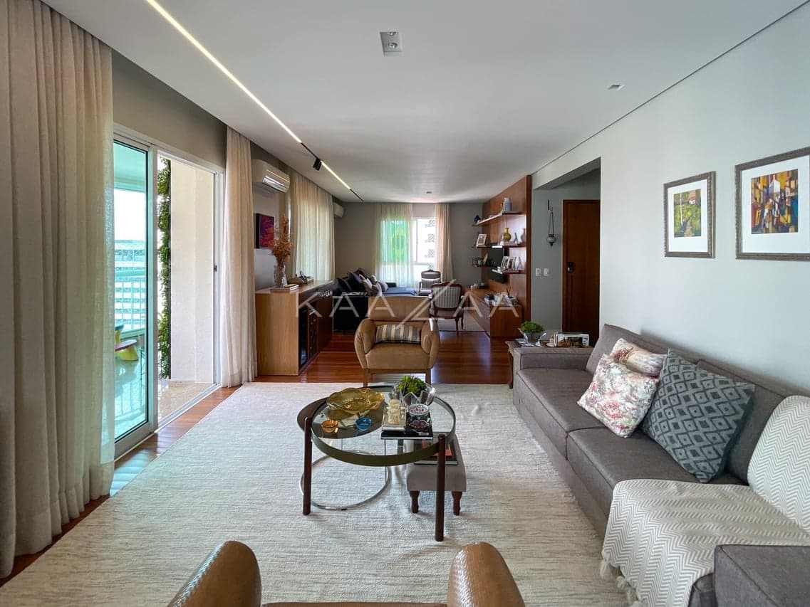 Muito charme e acabamentos impecáveis, neste apartamento em prédio neoclássico no Jardim Paulista. - Foto 3