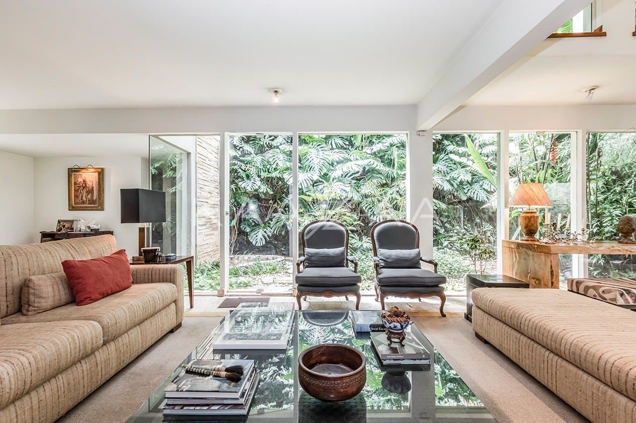 Um projeto autêntico, com espaços reformados e bem planejados. Casa triplex no Jardim Guedala. - Foto 17