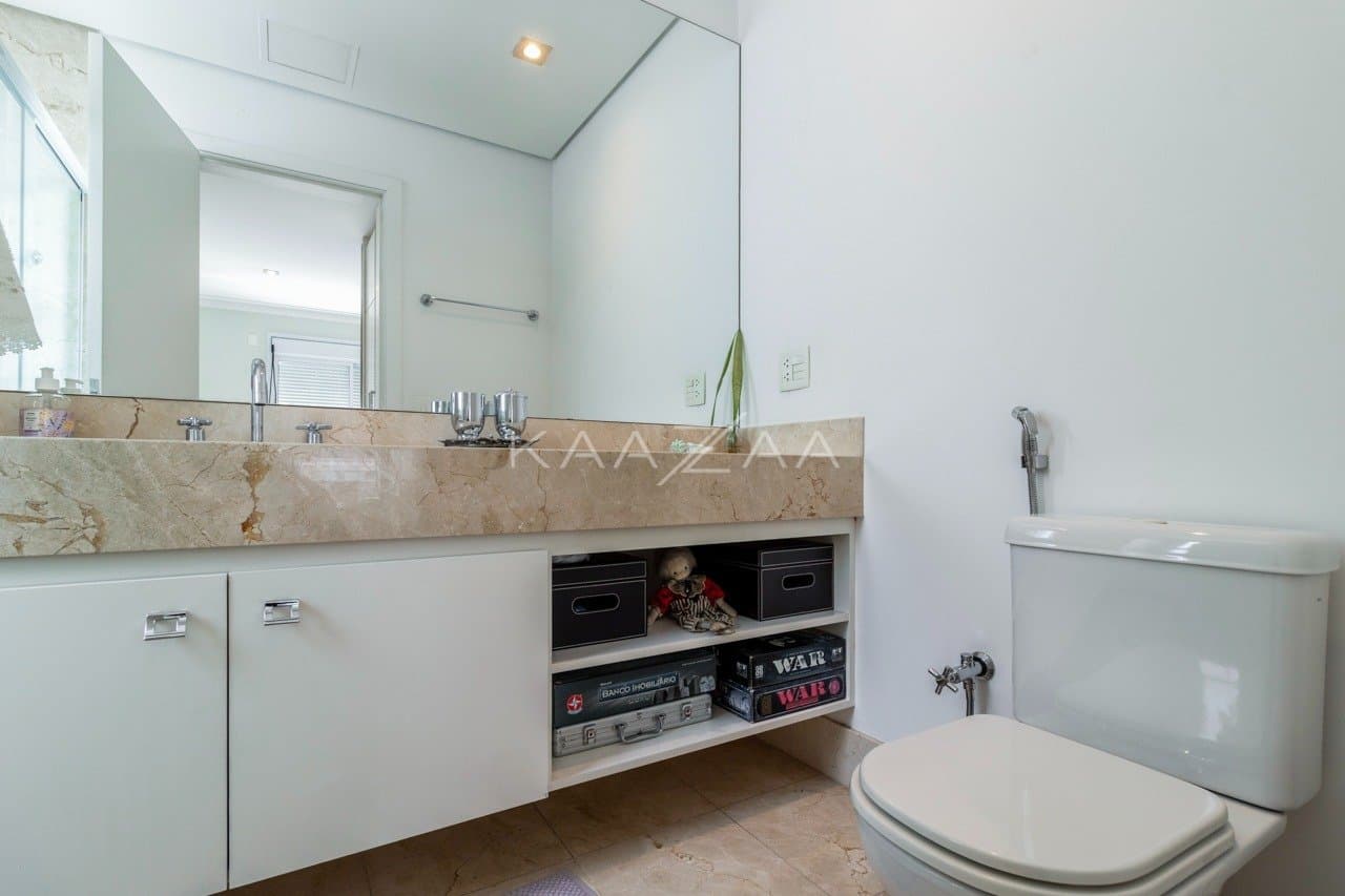 Rodeado de elegância, este apartamento em Moema tem localização cobiçada ao lado do Parque Ibirapuera. - Foto 51